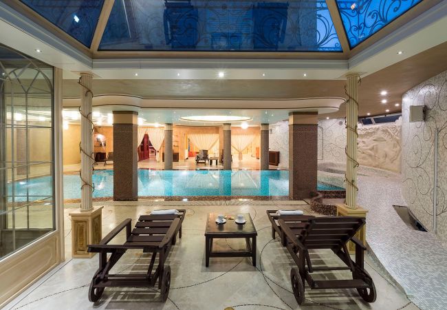 Villa in Donnalucata - AMORE RENTALS - Villa Chiara with Internal Heated Pool