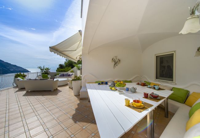 Villa in Positano - AMORE RENTALS - Villa Elio with Sea View, Heated Pool and Parking Villa in Positano - AMORE RENTALS - Villa Elio with Sea View, Heated Pool and Parking