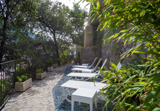 Villa in Positano - AMORE RENTALS - Villa Elio with Sea View, Heated Pool and Parking