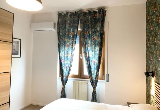 Apartment in Sorrento - AMORE RENTALS - La Casetta di Anna with Air Conditioning and Wi-Fi