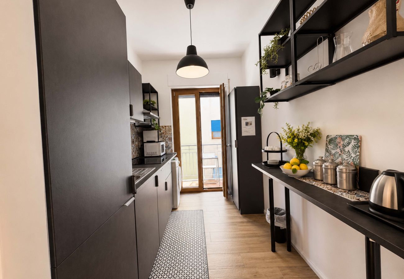 Apartment in Sorrento - AMORE RENTALS - La Casetta di Anna with Air Conditioning and Wi-Fi