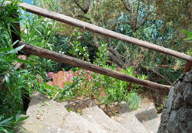 House in Praiano - AMORE RENTALS - Casa Gianna with Sea View and Direct Access to the Sea House in Praiano - AMORE RENTALS - Casa Gianna with Sea View and Direct Access to the Sea