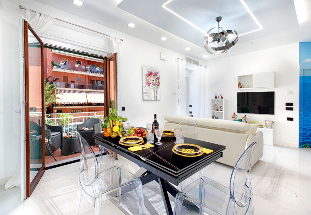 Apartment in Sorrento - AMORE RENTALS - Casa da Franca with Balcony and Air Conditioning