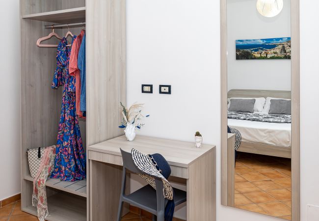 Villa in Sant´Agata sui Due Golfi - AMORE RENTALS - Villa Lions Rose with Swimming Pool and Sea View Villa in Sant´Agata sui Due Golfi - AMORE RENTALS - Villa Lions Rose with Swimming Pool and Sea View