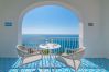 Villa in Praiano - AMORE RENTALS - Villa Jacaranda with Pool and Sea View Villa in Praiano - AMORE RENTALS - Villa Jacaranda with Pool and Sea View