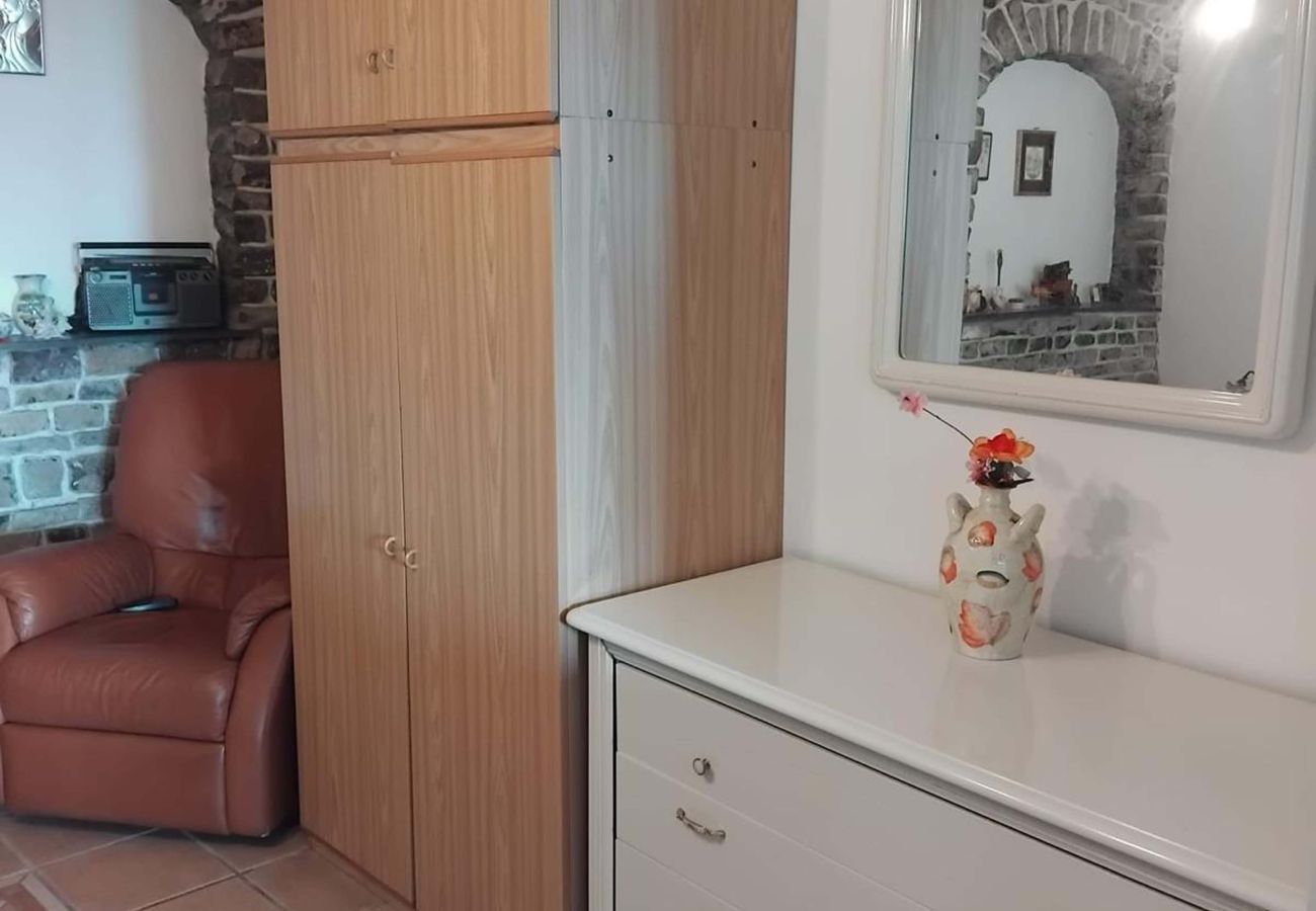 House in Vico Equense - AMORE RENTALS - Casa Assunta with Parking and Air Conditioning