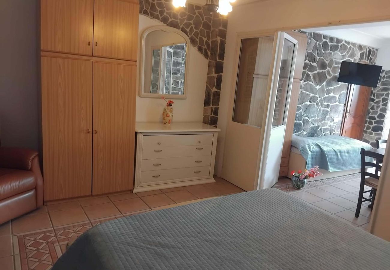 House in Vico Equense - AMORE RENTALS - Casa Assunta with Parking and Air Conditioning