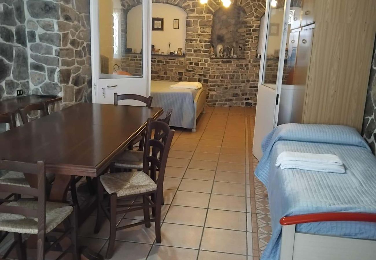 House in Vico Equense - AMORE RENTALS - Casa Assunta with Parking and Air Conditioning