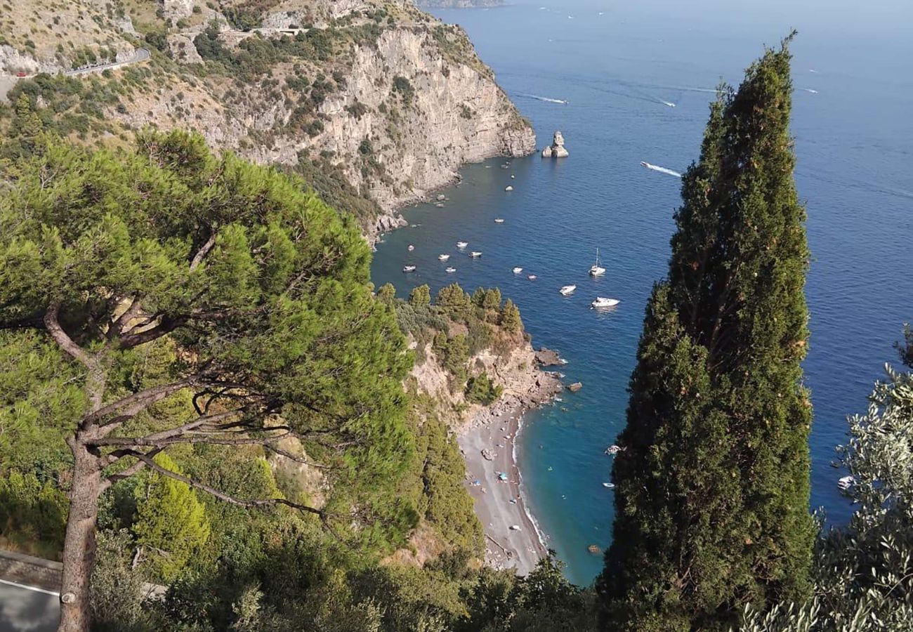 House in Vico Equense - AMORE RENTALS - Casa Assunta with Parking and Air Conditioning