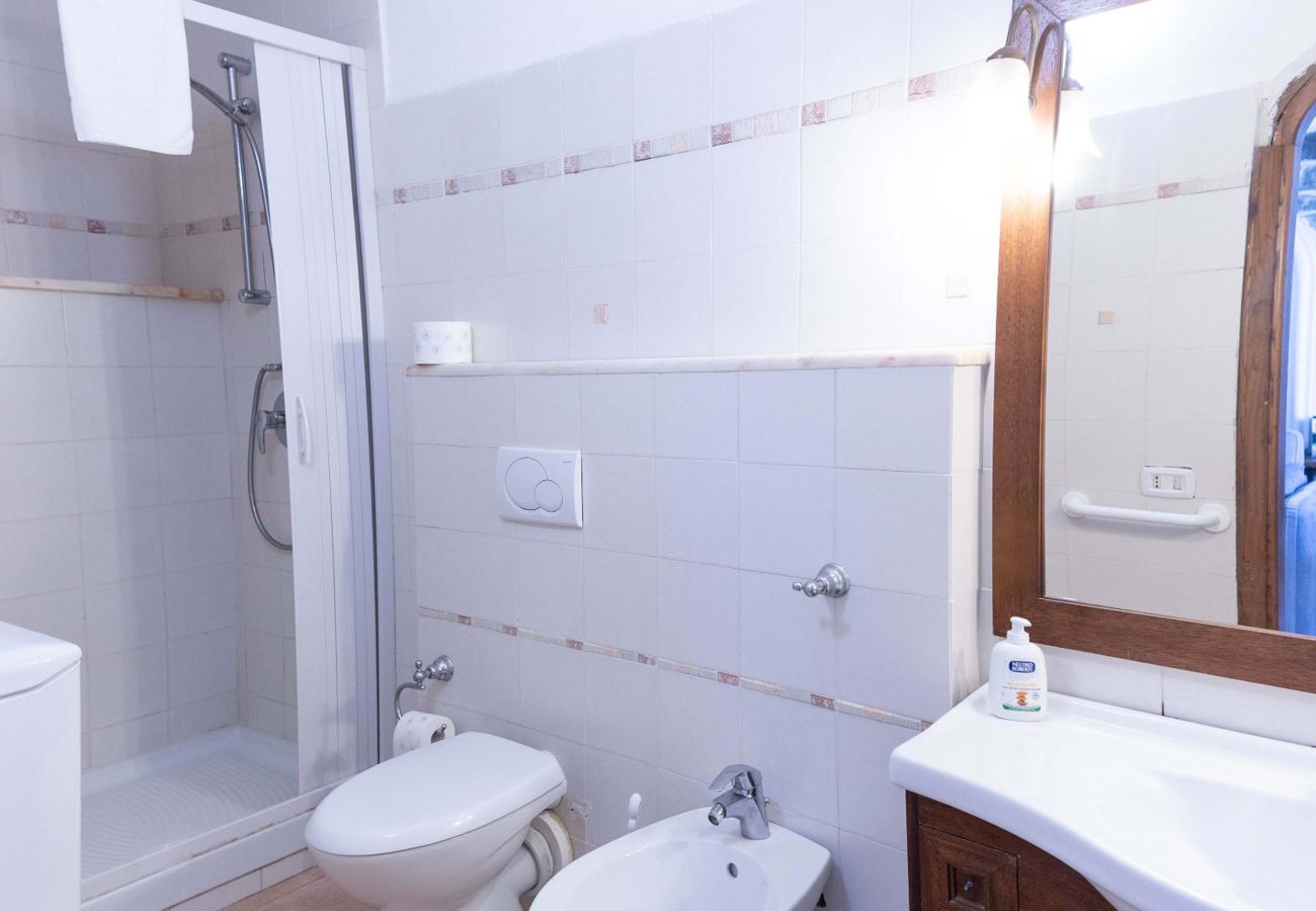 House in Vico Equense - AMORE RENTALS - Casa Assunta with Parking and Air Conditioning