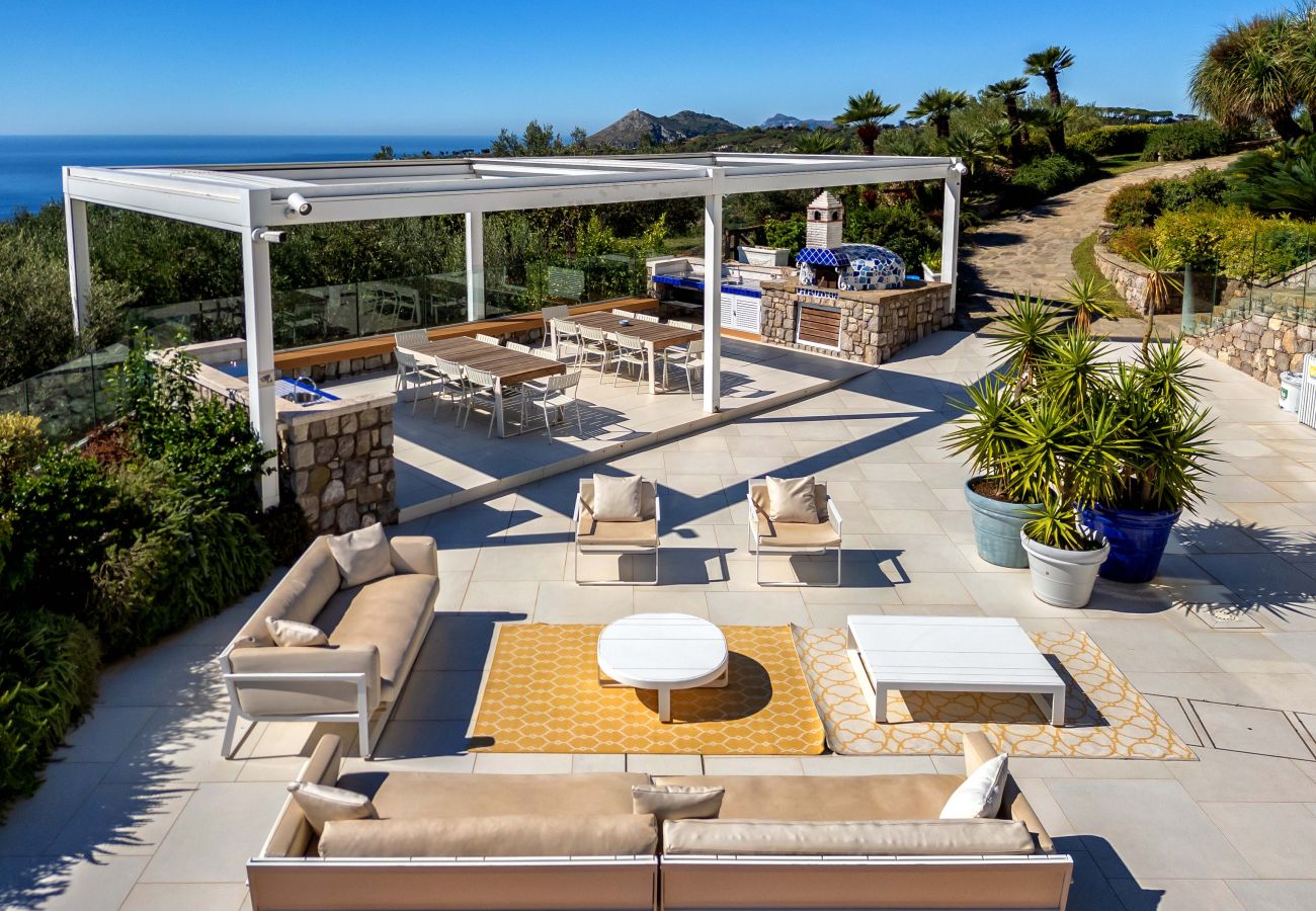 Villa in Sant´Agata sui Due Golfi - AMORE RENTALS - Villa Hermes with Private Pool, Sea View, Garden