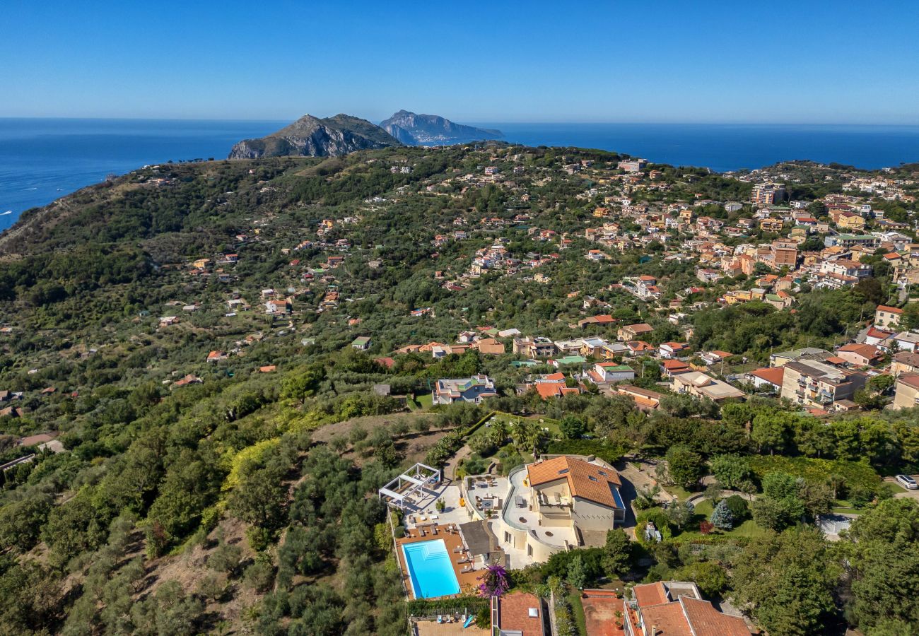 Villa in Sant´Agata sui Due Golfi - AMORE RENTALS - Villa Hermes with Private Pool, Sea View, Garden