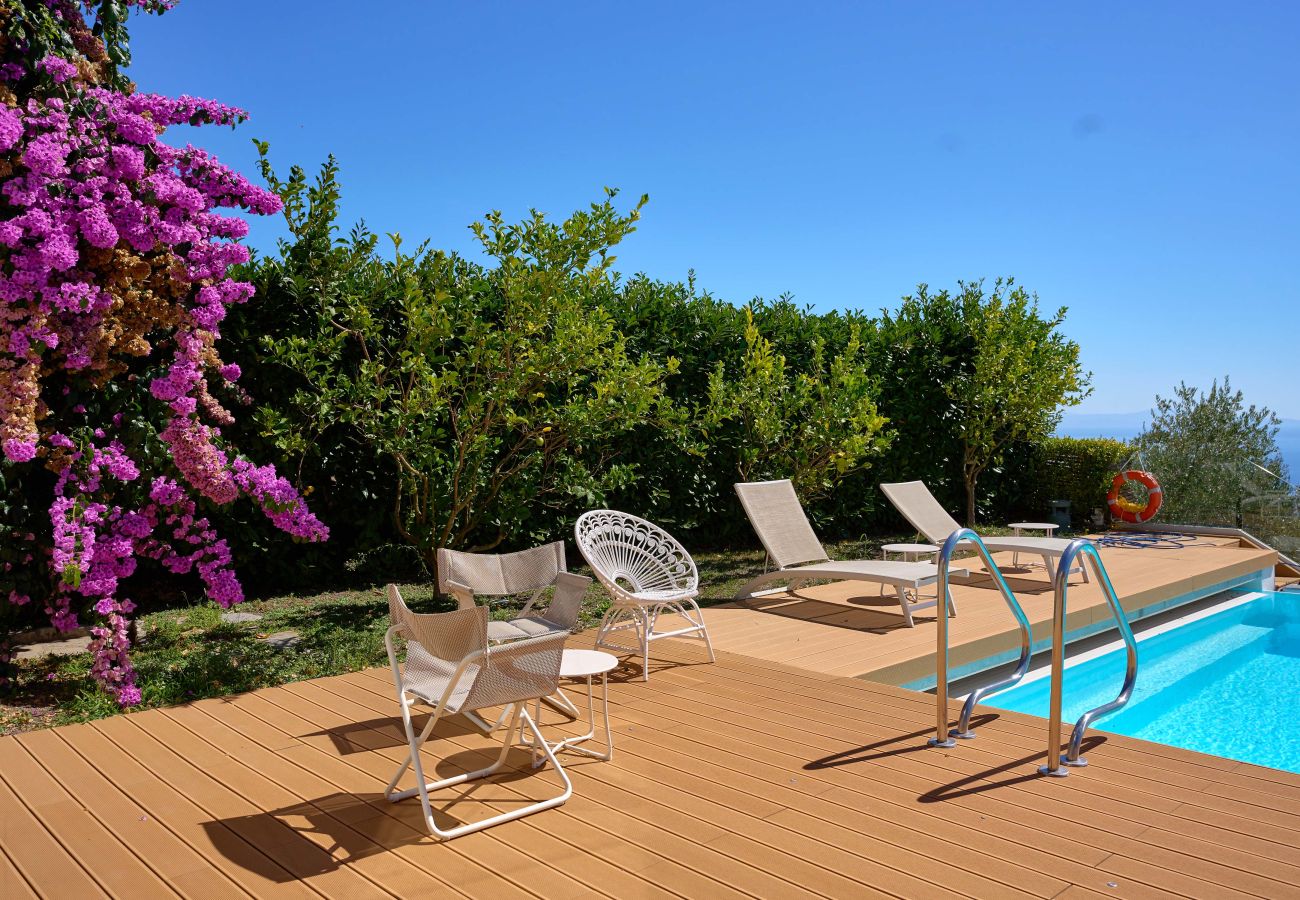 Villa in Sant´Agata sui Due Golfi - AMORE RENTALS - Villa Hermes with Private Pool, Sea View, Garden