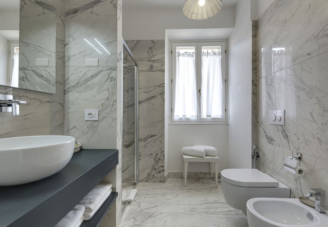 Villa in Palazzuolo sul Senio - AMORE RENTALS - Villa Barbara 1 with Private Pool and Garden