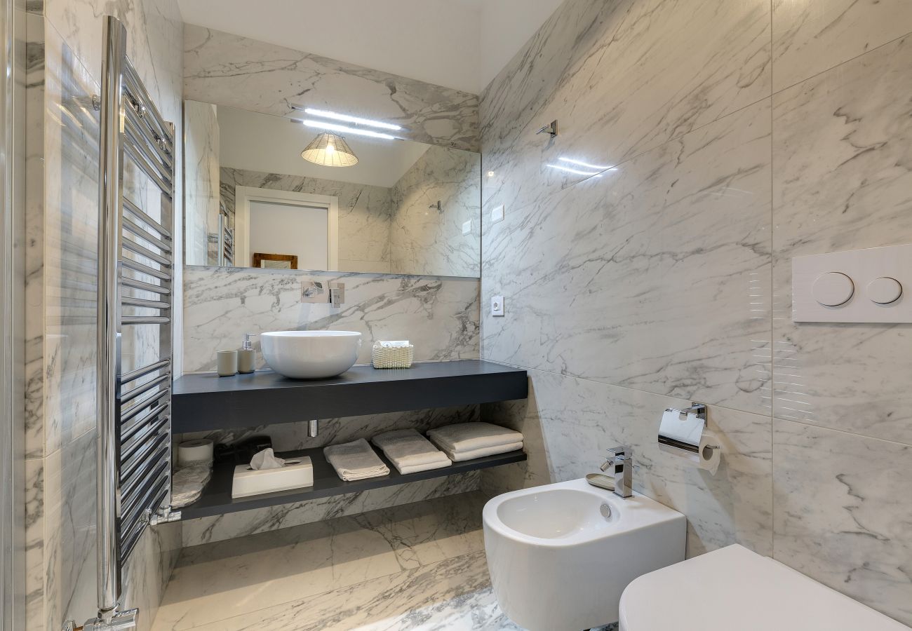 Villa in Palazzuolo sul Senio - AMORE RENTALS - Villa Barbara 1 with Private Pool and Garden