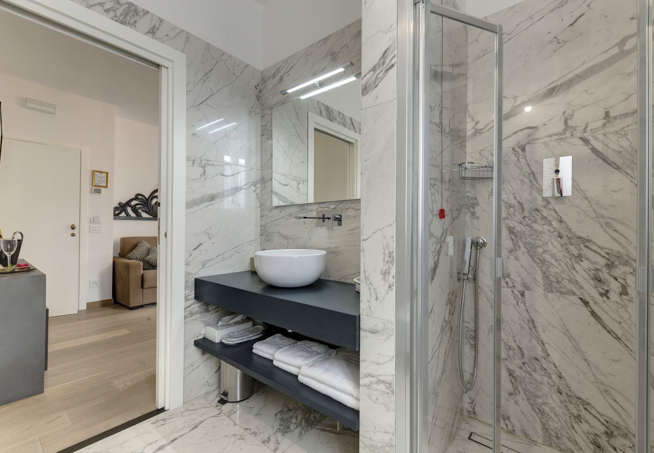 Villa in Palazzuolo sul Senio - AMORE RENTALS - Villa Barbara 1 with Private Pool and Garden