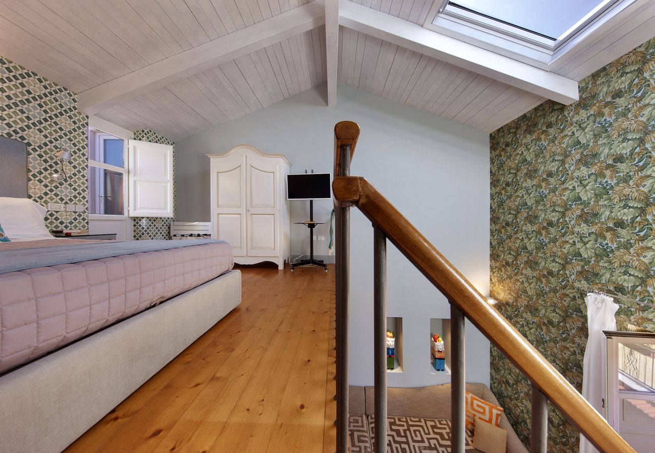 Apartment in Sorrento - AMORE RENTALS - Palazzo Mary in Piazza Tasso