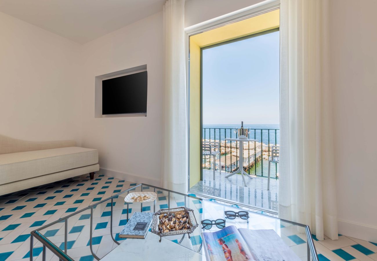 Apartment in Sorrento - Maison Marika - Sea View, a Few Steps Away from the Beach