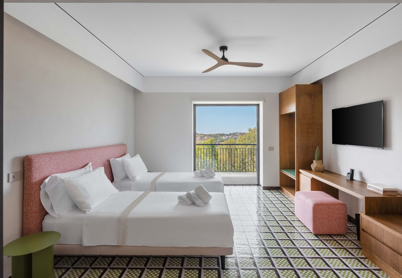 Villa in Massa Lubrense - AMORE RENTALS - Villa Cantuccio dei Sogni with Pool and Sea View