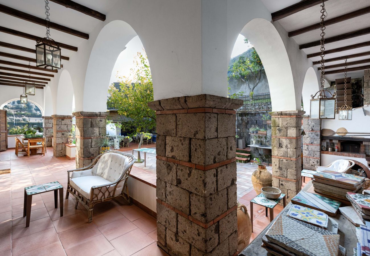 Villa in Sorrento - AMORE RENTALS - Villa Florinda with Private Pool and Sea View