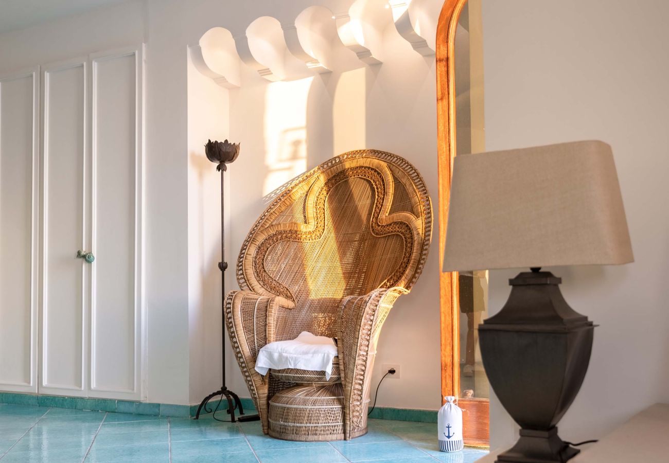 Villa in Massa Lubrense - AMORE RENTALS - Villa La Torre With Direct Access to The Sea