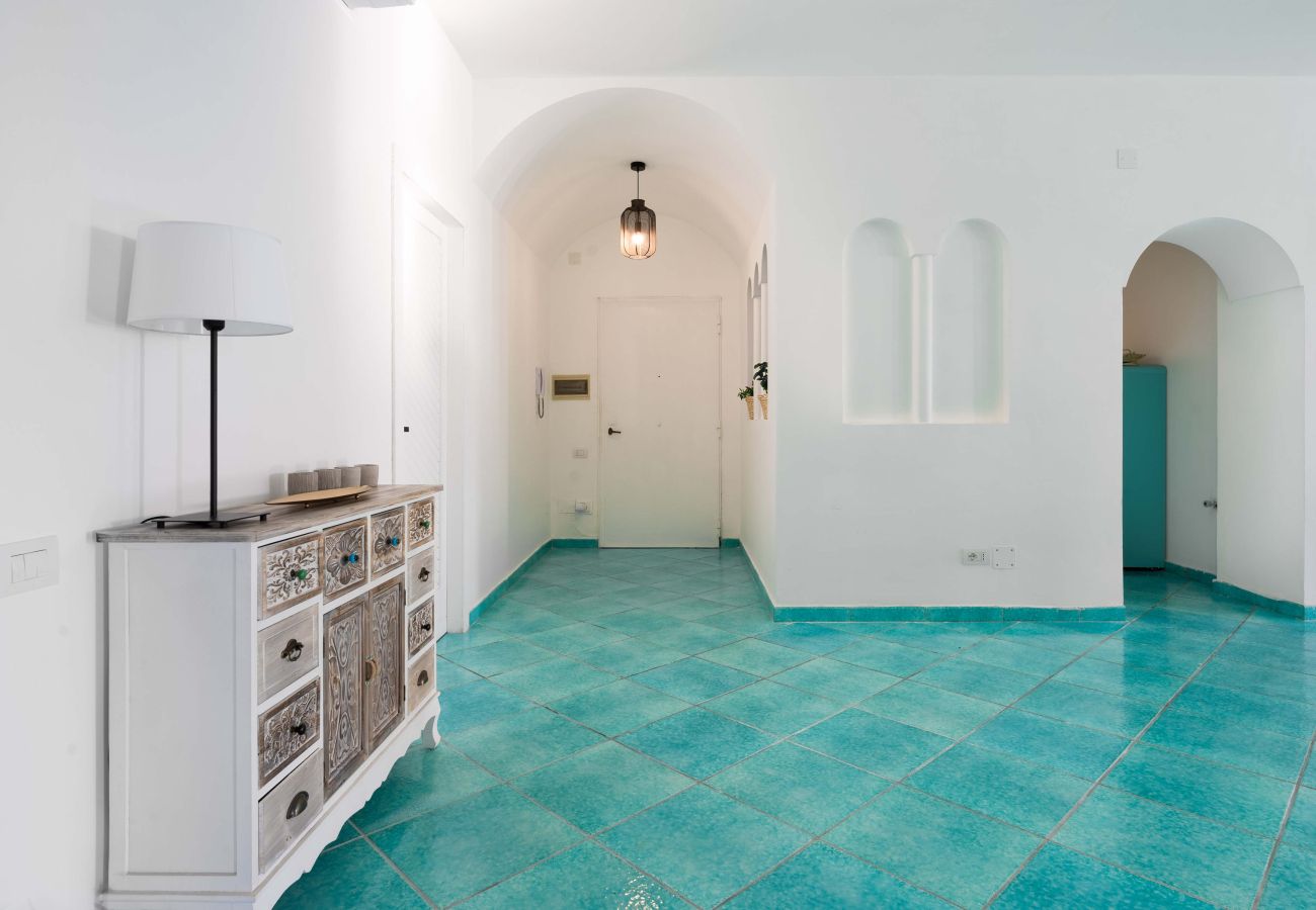 Villa in Massa Lubrense - AMORE RENTALS - Villa La Torre With Direct Access to The Sea