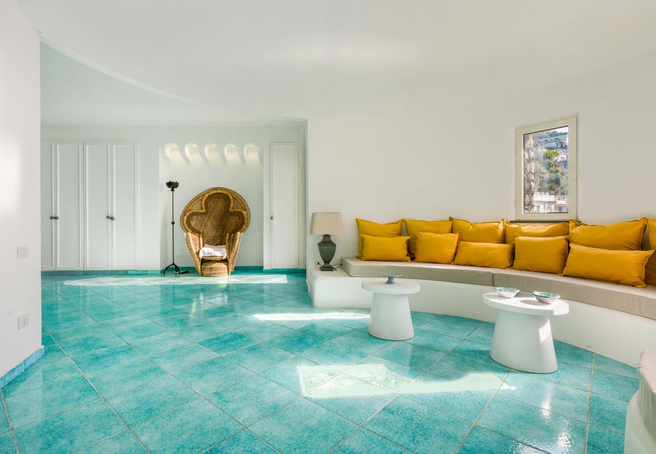 Villa in Massa Lubrense - AMORE RENTALS - Villa La Torre With Direct Access to The Sea