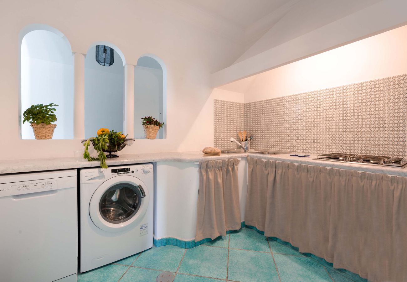 Villa in Massa Lubrense - AMORE RENTALS - Villa La Torre With Direct Access to The Sea