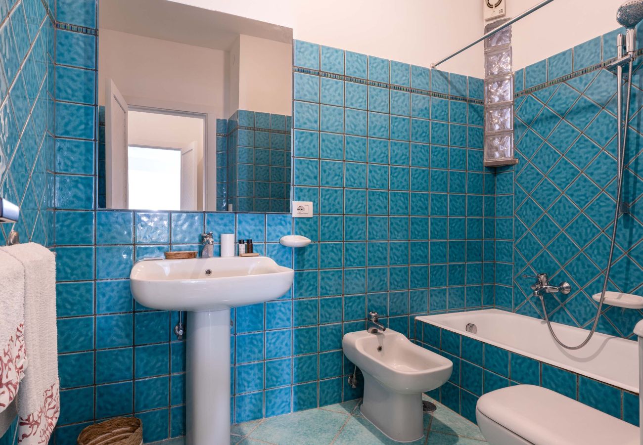 Villa in Massa Lubrense - AMORE RENTALS - Villa La Torre With Direct Access to The Sea