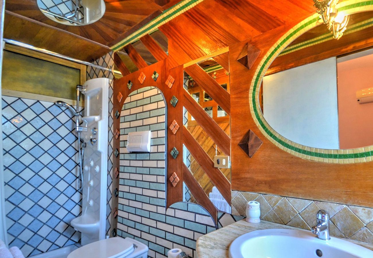 Villa in Furore - AMORE RENTALS - Villa Incanto sul Mare - Absolute Seclusion with Private Access to the Sea