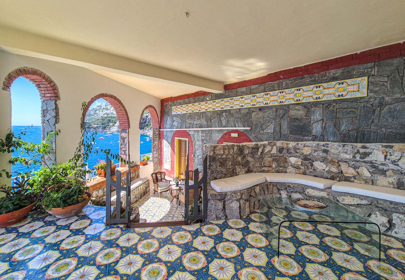 Villa in Furore - AMORE RENTALS - Villa Incanto sul Mare - Absolute Seclusion with Private Access to the Sea