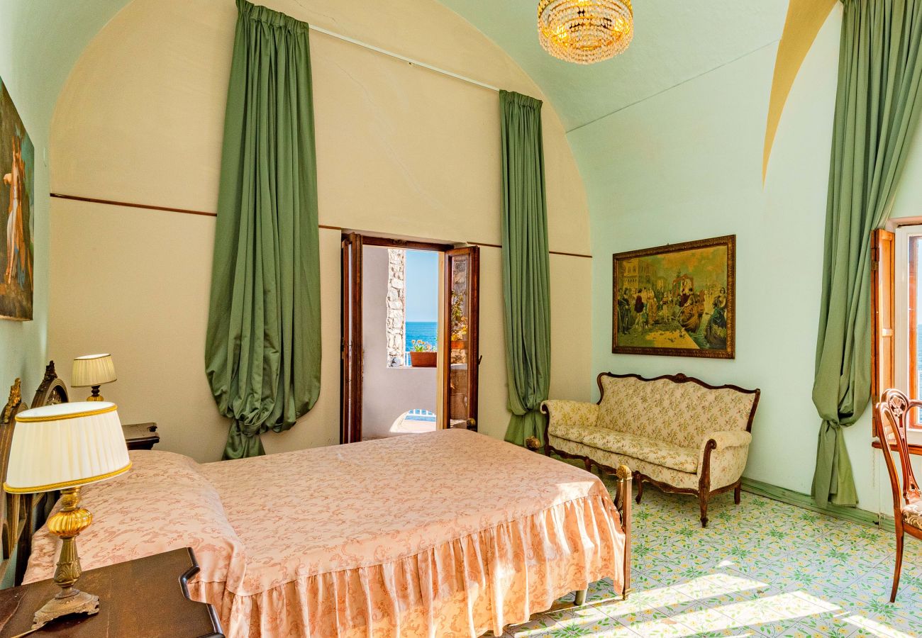 Villa in Furore - AMORE RENTALS - Villa Incanto sul Mare - Absolute Seclusion with Private Access to the Sea