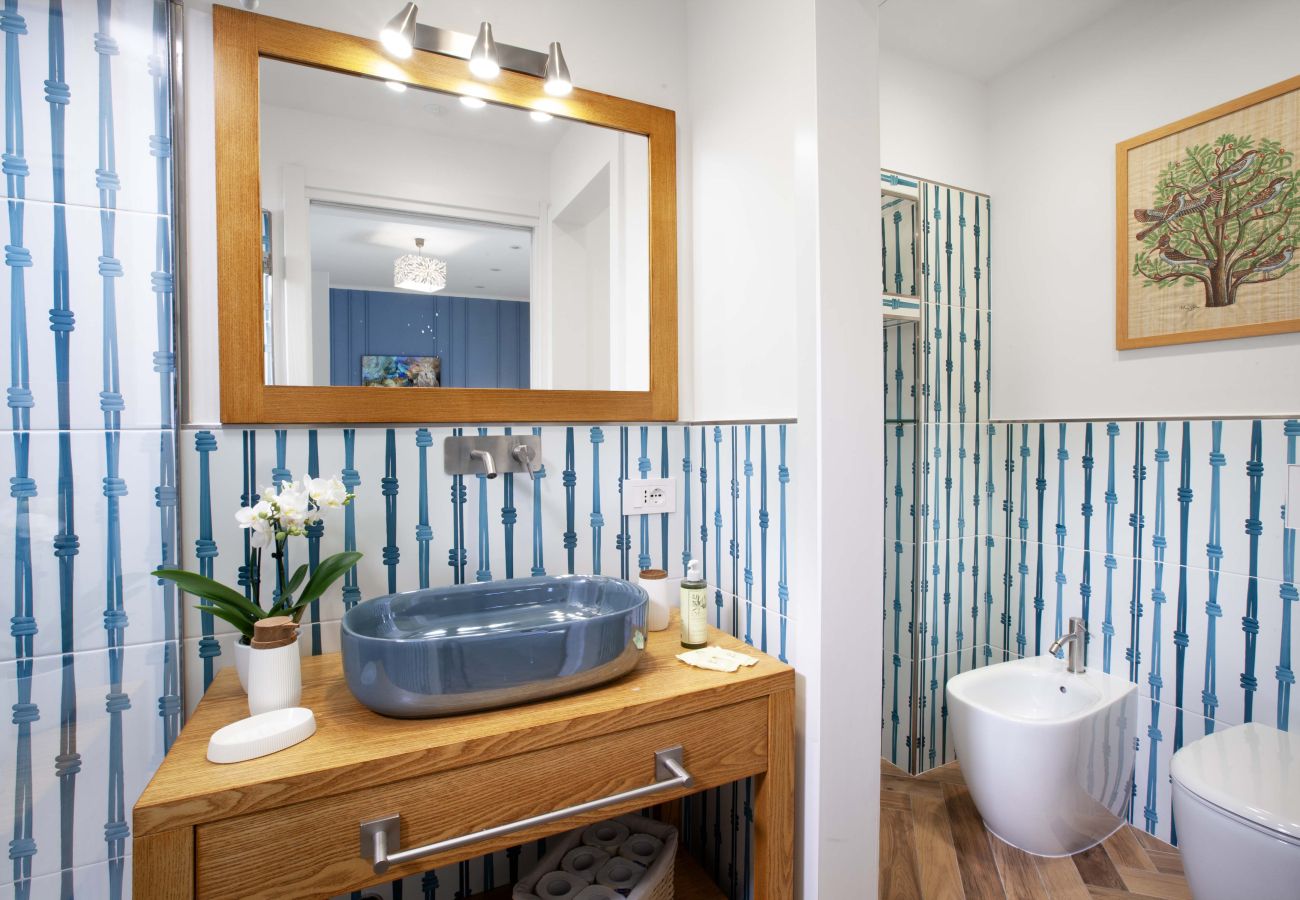 Apartment in Sorrento - AMORE RENTALS - Apartment Seapearl Sorrento with Sea View, Near the Beach