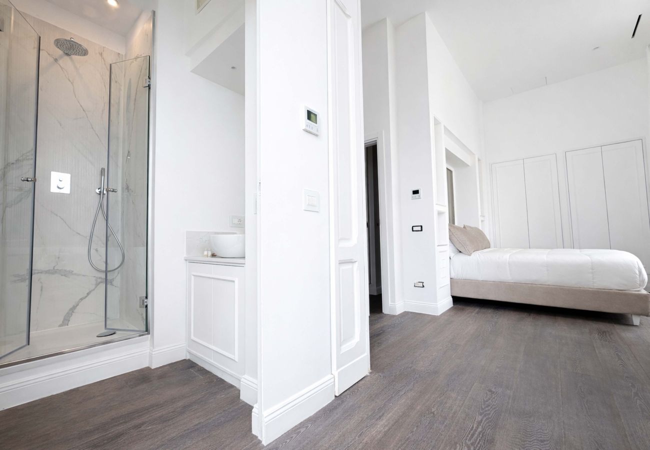 Apartment in Sorrento - AMORE RENTALS - Diamond Home De Luxe - Luxury Apartment with Terrace in Central Sorrento