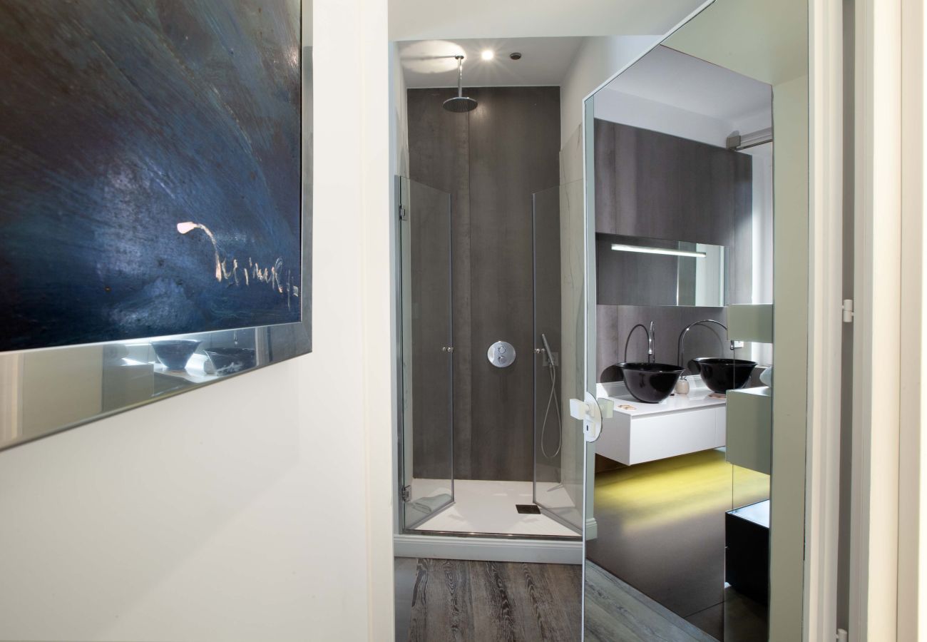 Apartment in Sorrento - AMORE RENTALS - Diamond Home De Luxe - Luxury Apartment with Terrace in Central Sorrento
