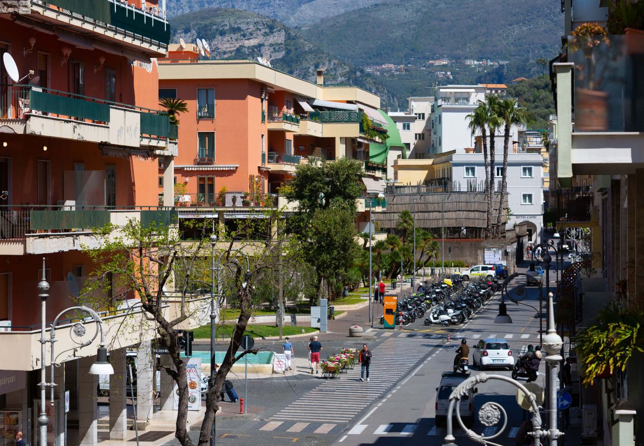 Apartment in Sorrento - AMORE RENTALS - Diamond Home De Luxe - Luxury Apartment with Terrace in Central Sorrento