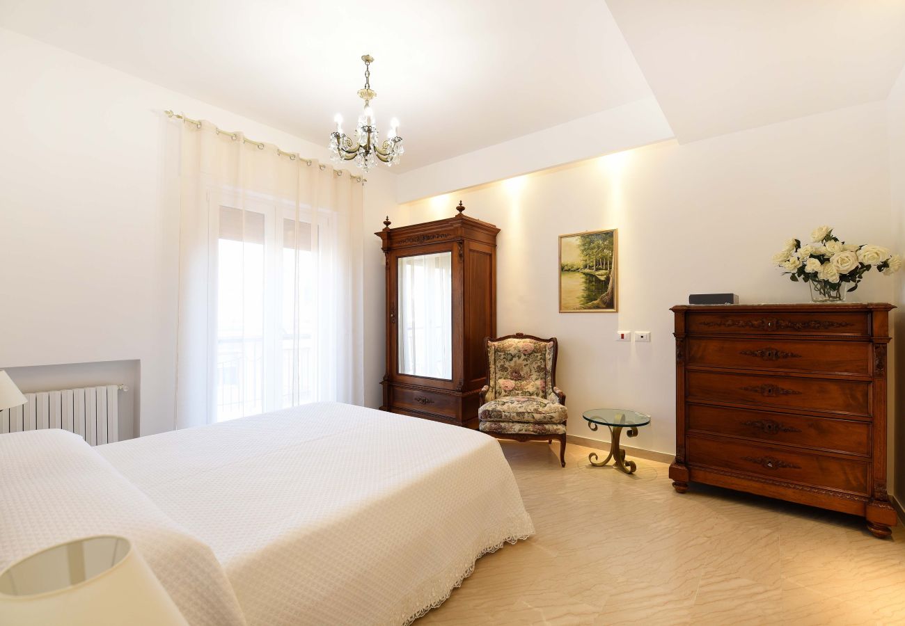 Apartment in Sorrento - AMORE RENTALS - Casa Clara