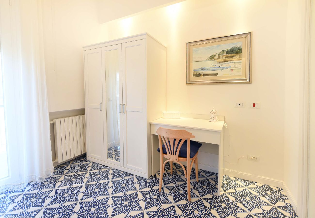 Apartment in Sorrento - AMORE RENTALS - Casa Clara
