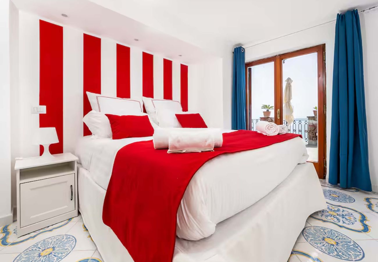 House in Nerano - AMORE RENTALS - cASA gIOVANNA b - Nerano apartment with hot tub and direct sea access