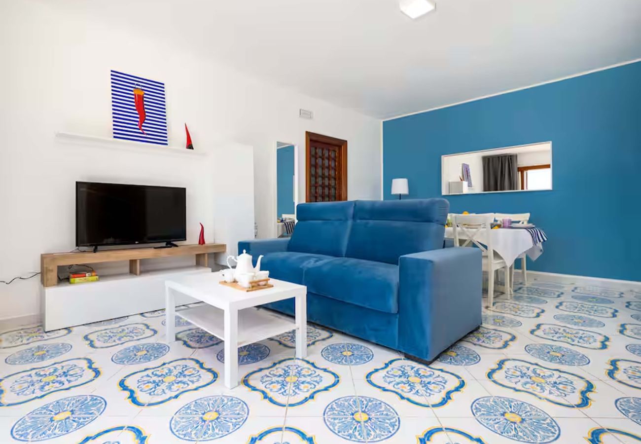 House in Nerano - AMORE RENTALS - cASA gIOVANNA b - Nerano apartment with hot tub and direct sea access