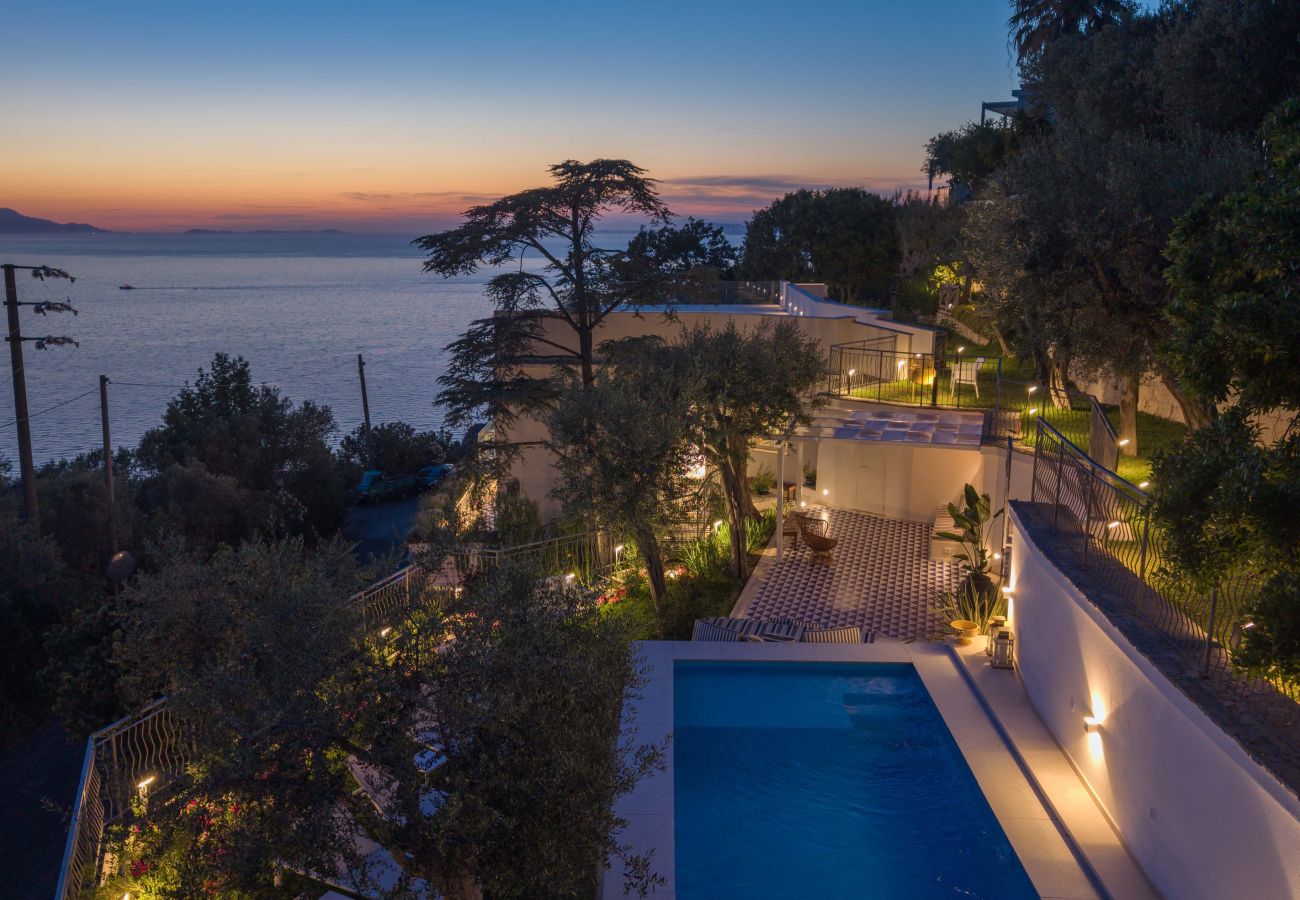 Villa in Massa Lubrense - AMORE RENTALS - Villa Gisolfi with Private Pool and Sea View