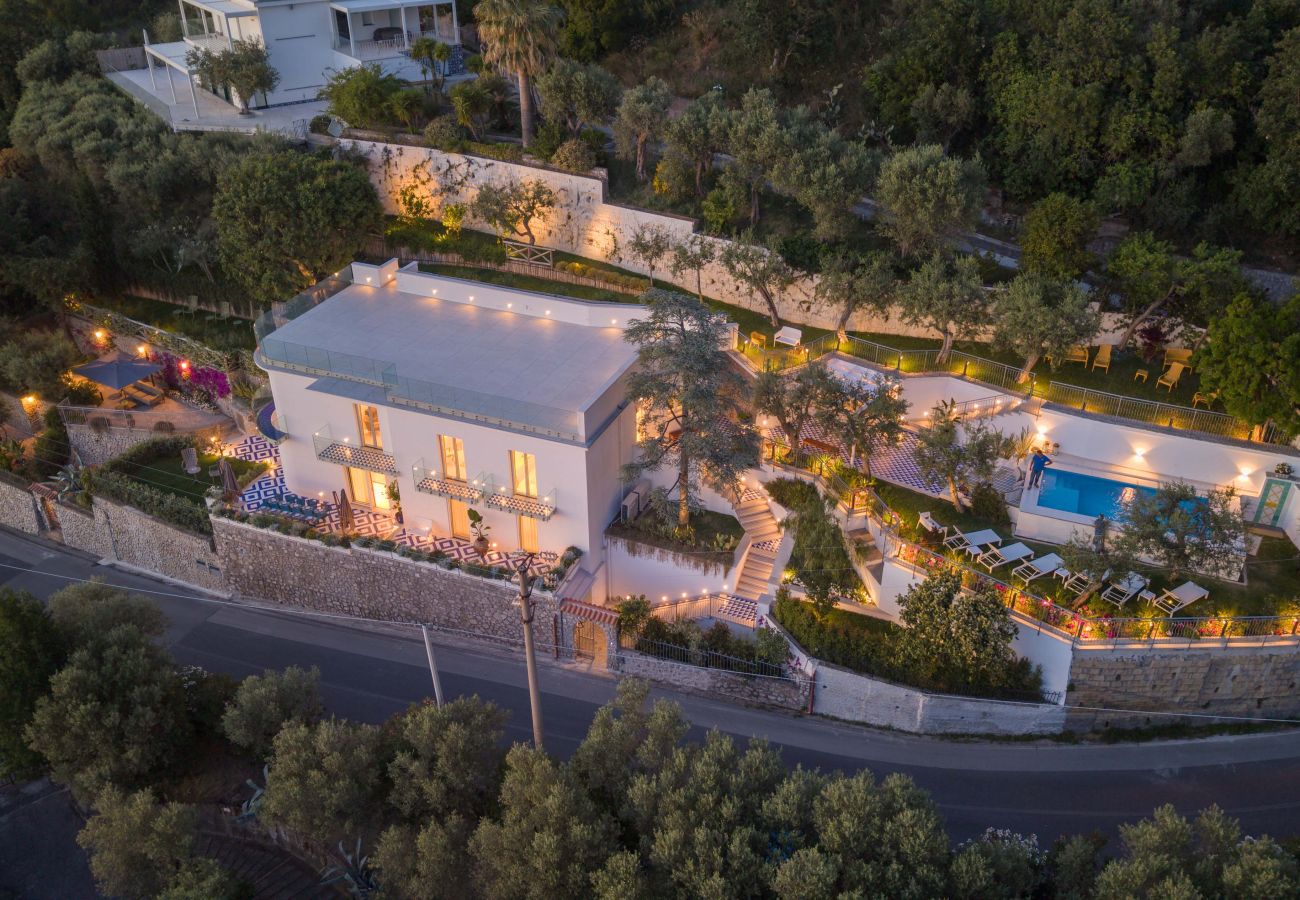 Villa in Massa Lubrense - AMORE RENTALS - Villa Gisolfi with Private Pool and Sea View