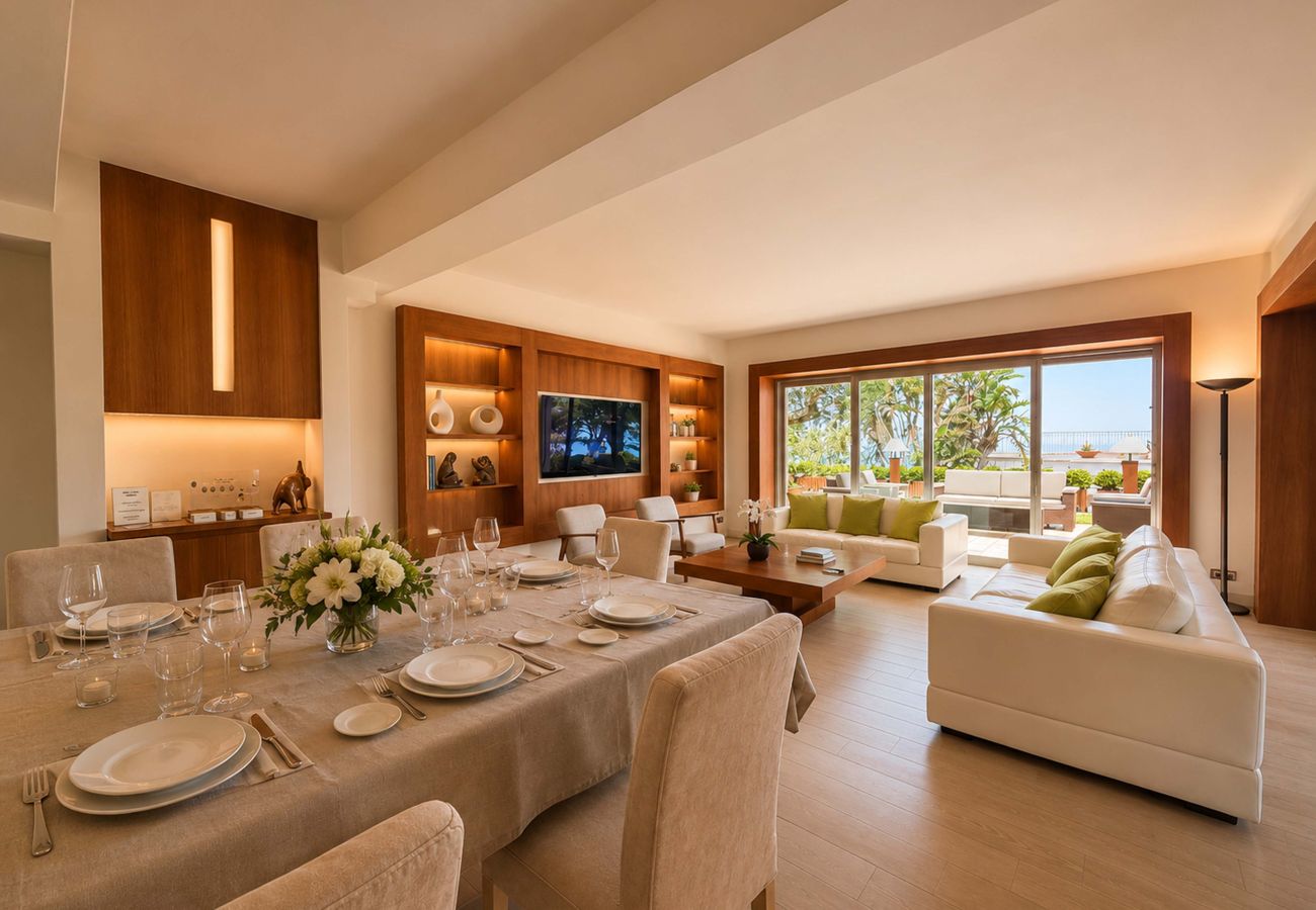 Villa in Sorrento - AMORE RENTALS - Villa Marisol with Pool and Sea View
