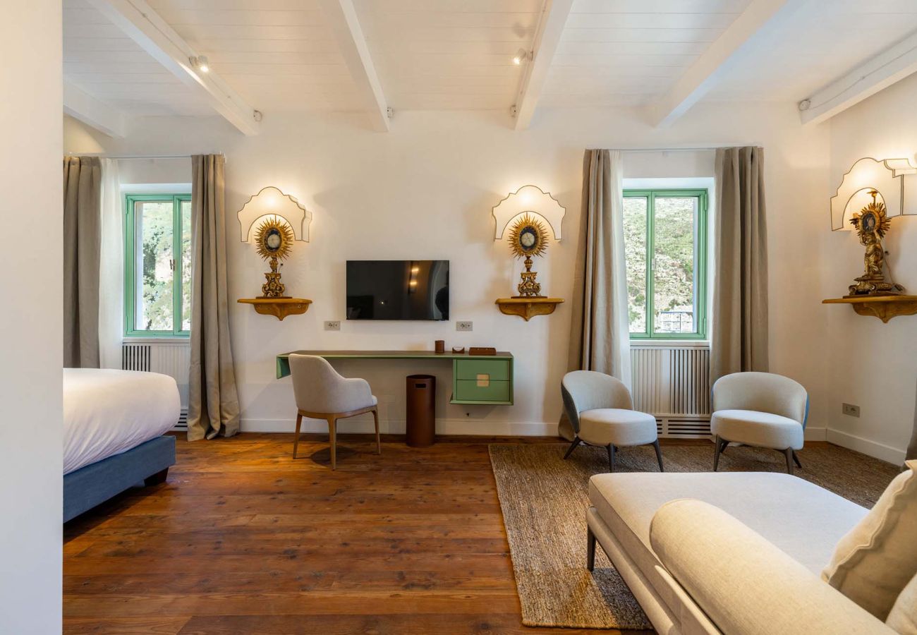 Villa in Massa Lubrense - AMORE RENTALS - THE EXCLUSIVE PRIVATE ISLAND