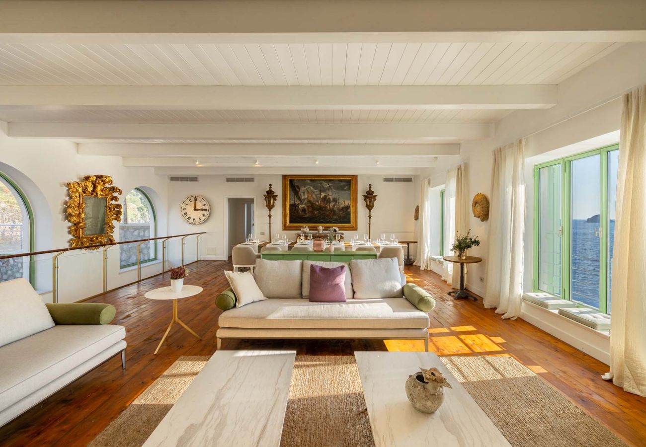 Villa in Massa Lubrense - AMORE RENTALS - THE EXCLUSIVE PRIVATE ISLAND