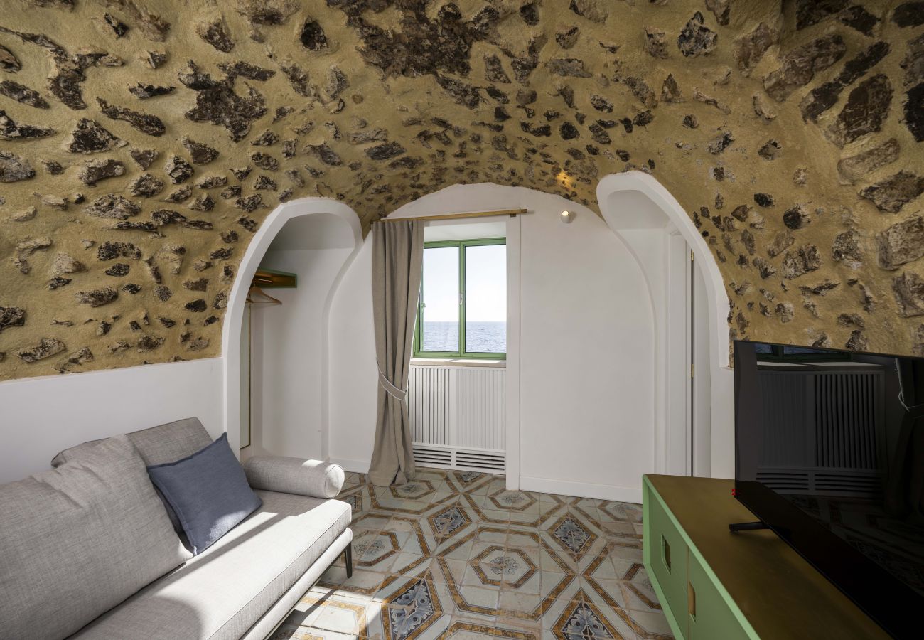 Villa in Massa Lubrense - AMORE RENTALS - THE EXCLUSIVE PRIVATE ISLAND