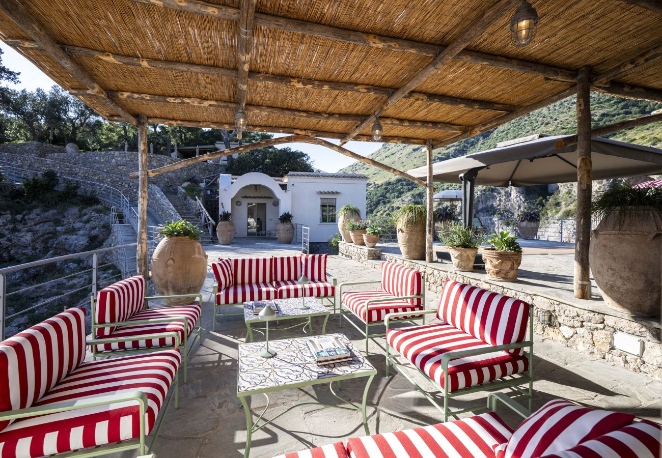 Villa in Massa Lubrense - AMORE RENTALS - THE EXCLUSIVE PRIVATE ISLAND