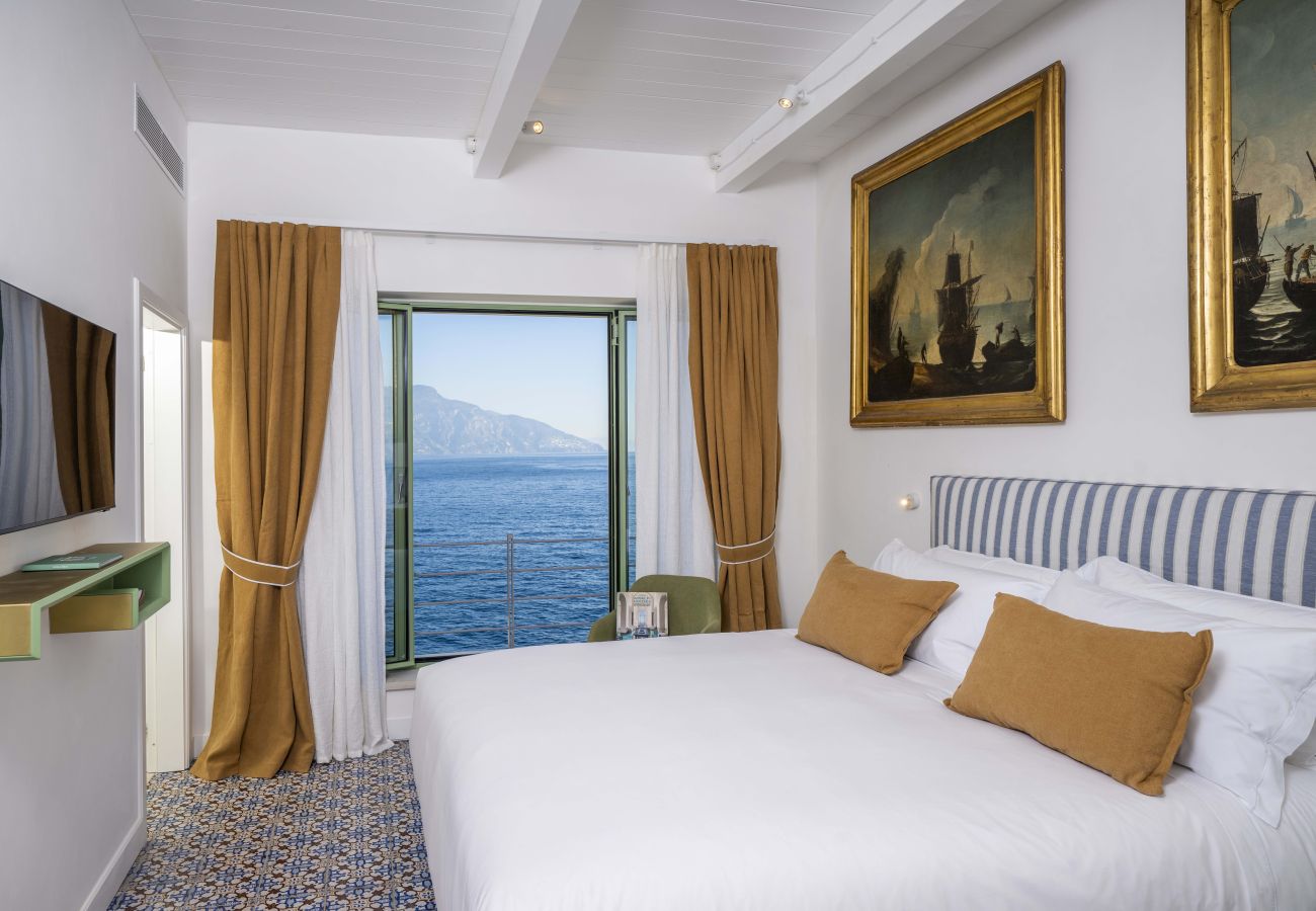 Villa in Massa Lubrense - AMORE RENTALS - THE EXCLUSIVE PRIVATE ISLAND