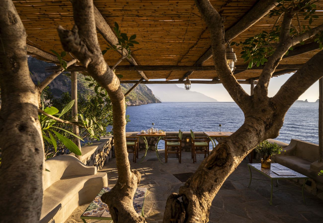 Villa in Massa Lubrense - AMORE RENTALS - THE EXCLUSIVE PRIVATE ISLAND
