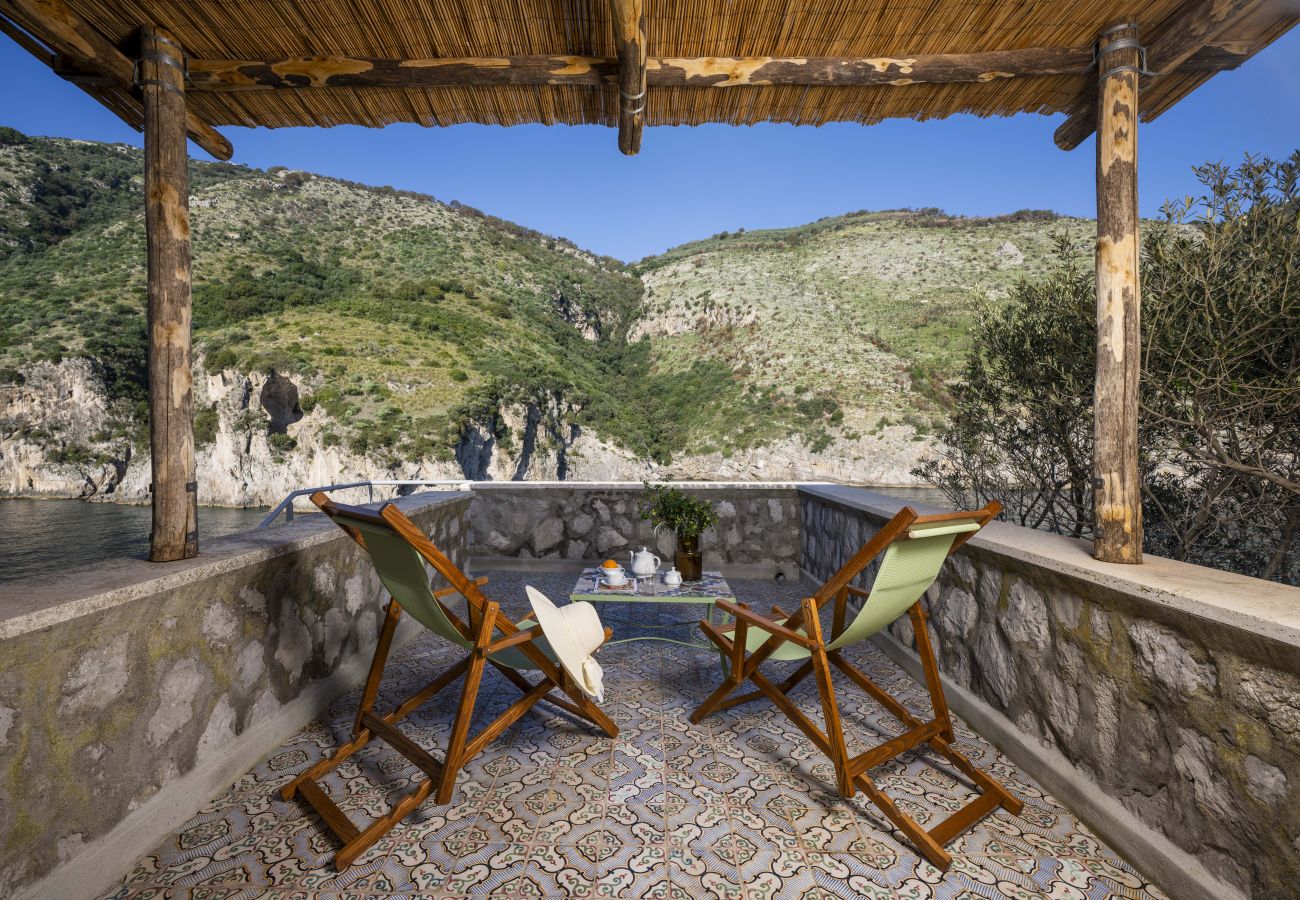 Villa in Massa Lubrense - AMORE RENTALS - THE EXCLUSIVE PRIVATE ISLAND